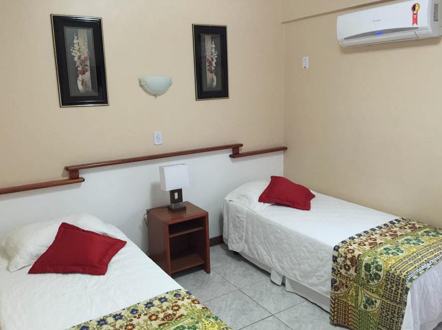 Fares Turis Hotel Уругуаяна Екстериор снимка