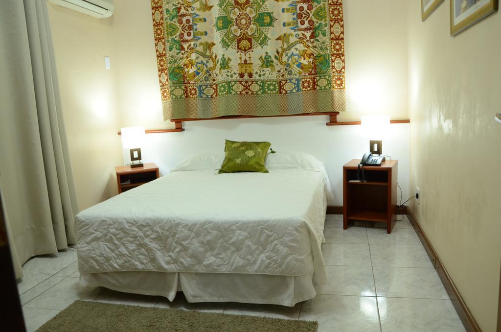 Fares Turis Hotel Уругуаяна Екстериор снимка